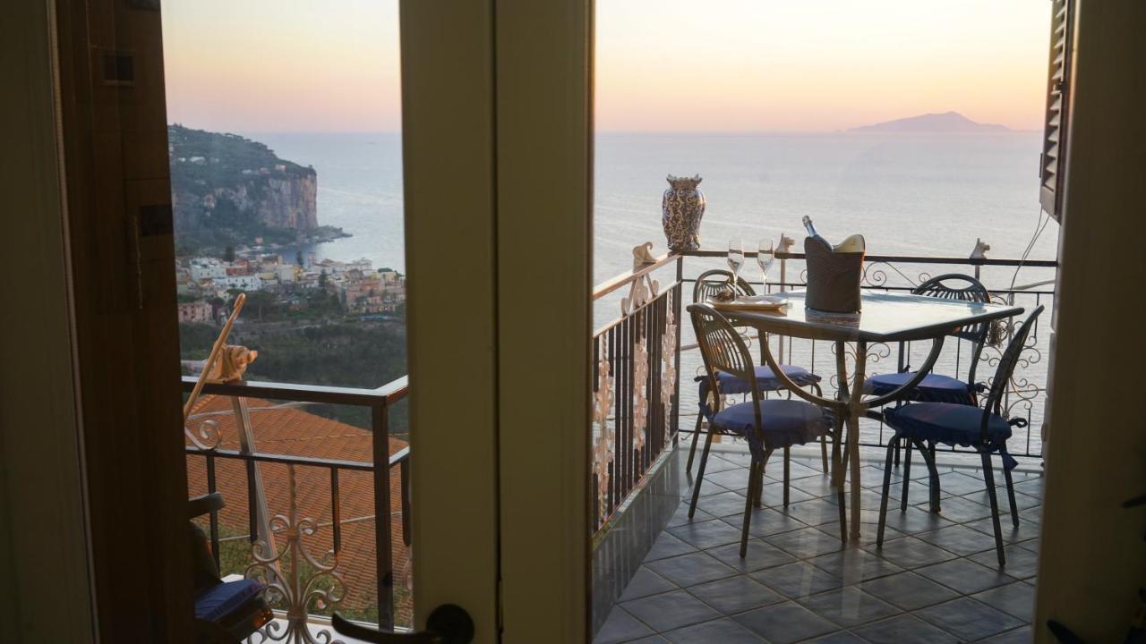 Mira Vico Apartments ヴィーコ・エクエンセ エクステリア 写真